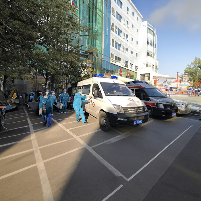 青海大学附属医院私人救护车租赁到宁夏吴忠出租私人救护车多少钱