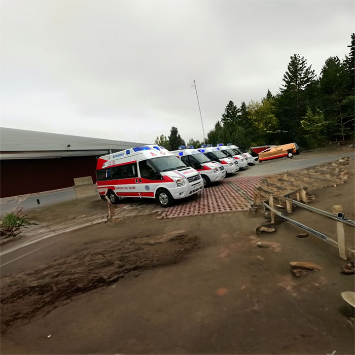 青海西宁兴华医院预约私人救护车转运到贵州黔南哪里能出租救护车