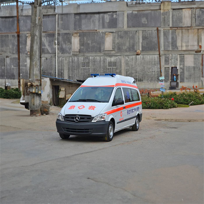 青海大学附属医院租赁私家救护车到重庆有哪些正规的救护车出租公司