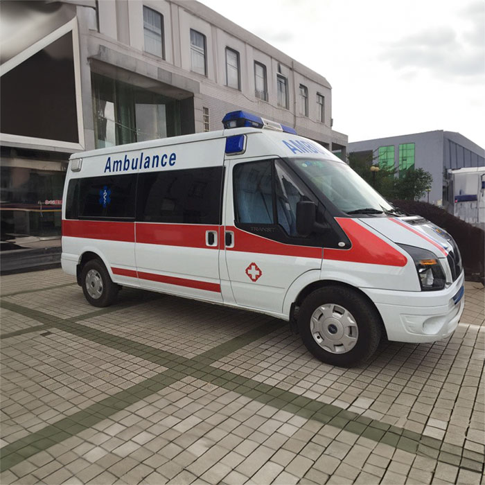 西宁市中医院租赁正规救护车到广东中山救护车出租一般多少钱一辆