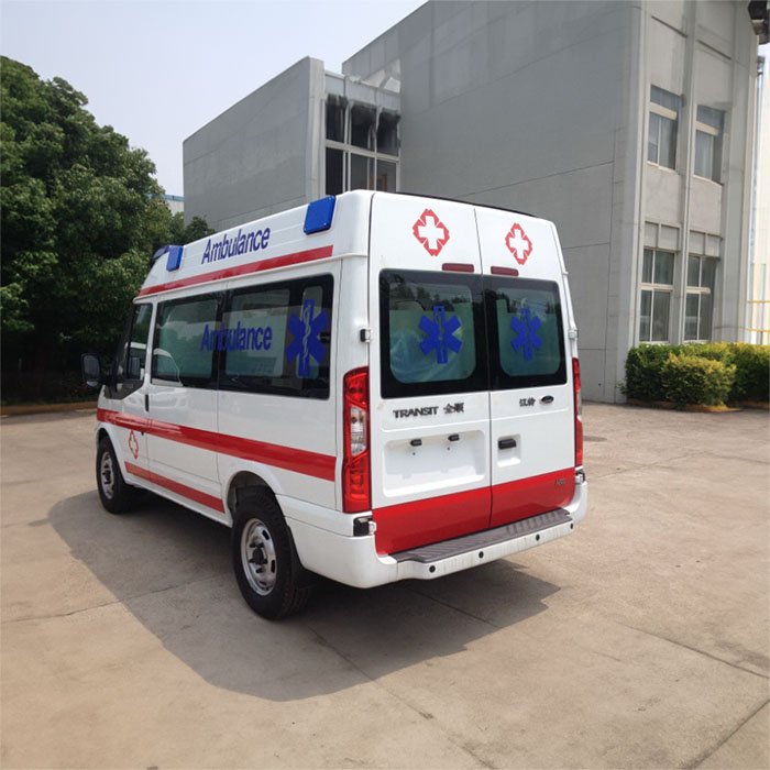 青海省第五人民医院120私人救护车租赁到重庆救护车如何收费出租公司