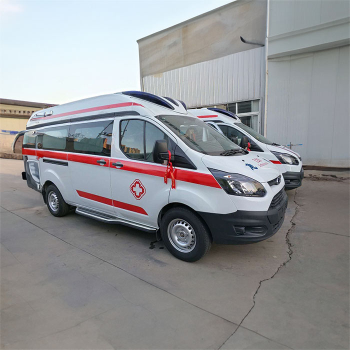 青海红十字医院青海省监狱管理局中心医院预约私人救护车租赁到内蒙古呼和浩特救护车出租公司哪个好