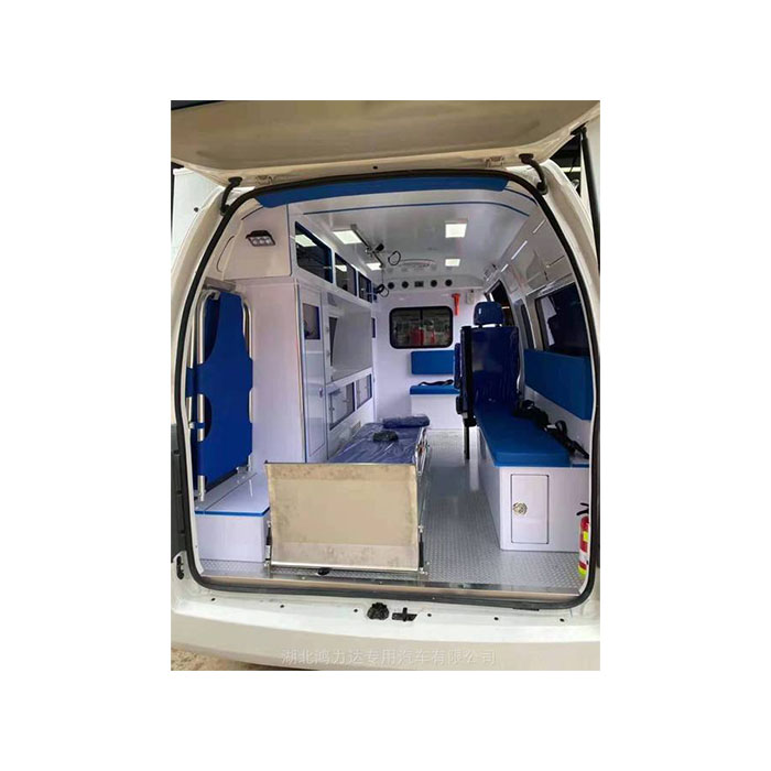 西宁市第三人民医院出租急救车护送到海南屯昌县救护车辆出租价格多少