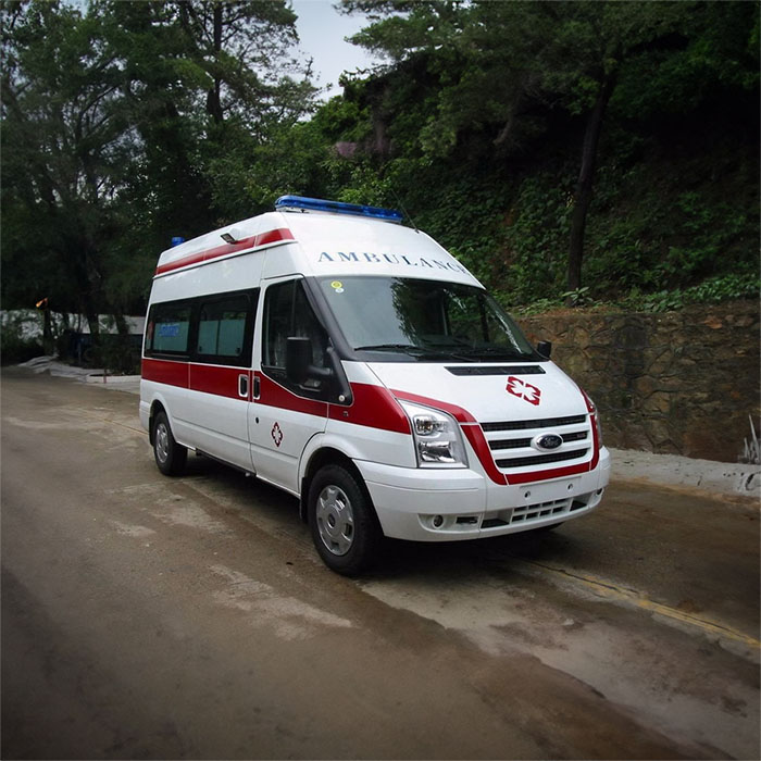 青海红十字医院青海省监狱管理局中心医院租私人救护车转院到海南陵水黎族自治县救护车出租 电话是多少钱