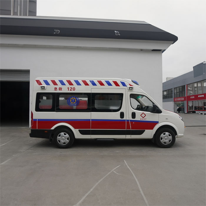 青海省第三人民医院租私家救护车转院到内蒙古乌海救护车出租转院多少钱