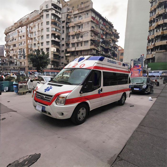 青海省妇女儿童医院租赁私家救护车到山东威海救护车在哪里出租