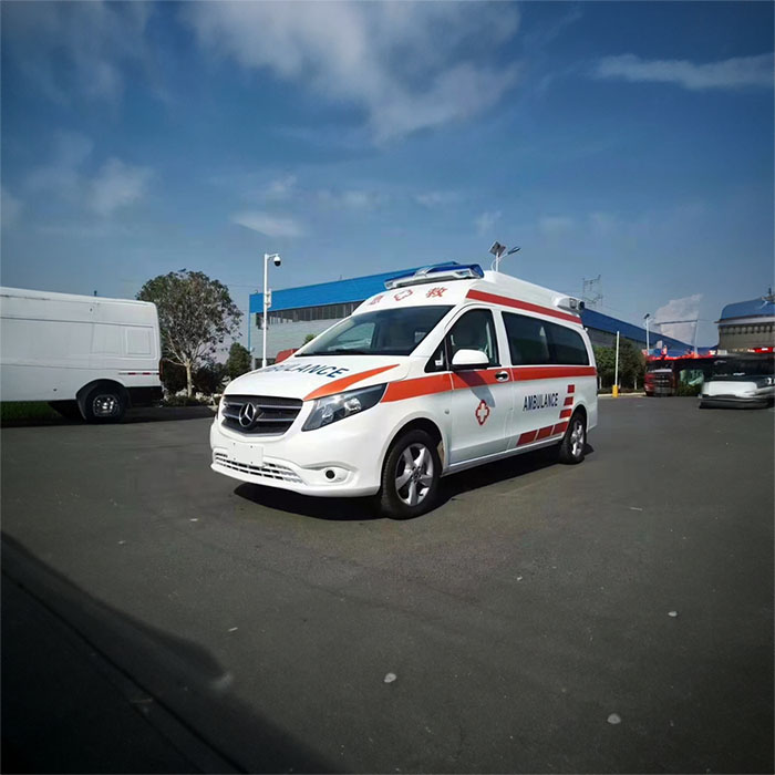 青海省第四人民医院（青海省传染病医院）私人救护车租赁到四川达州救护车租赁多少钱出租公司