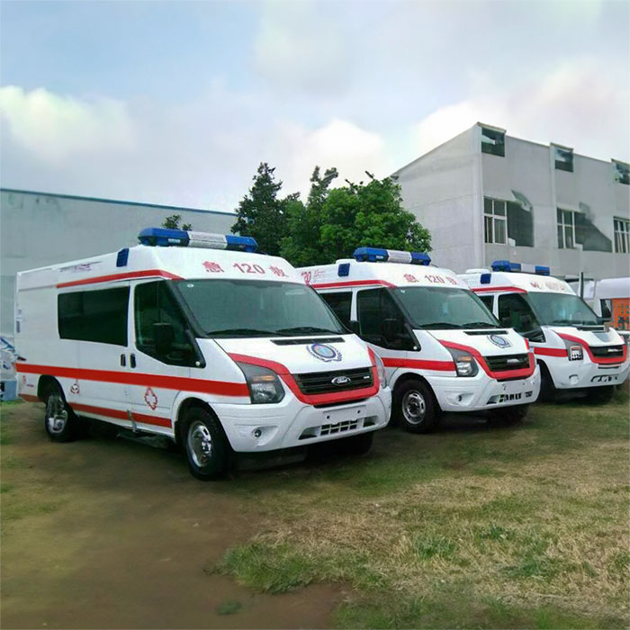 青海西宁仁济医院租120私人急救车到山东青岛有哪些救护车出租