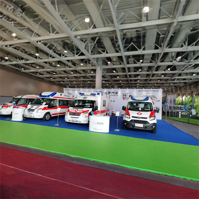 西宁市城东区互助东路社区卫生院租救护车到湖北天门出租救护车多少钱