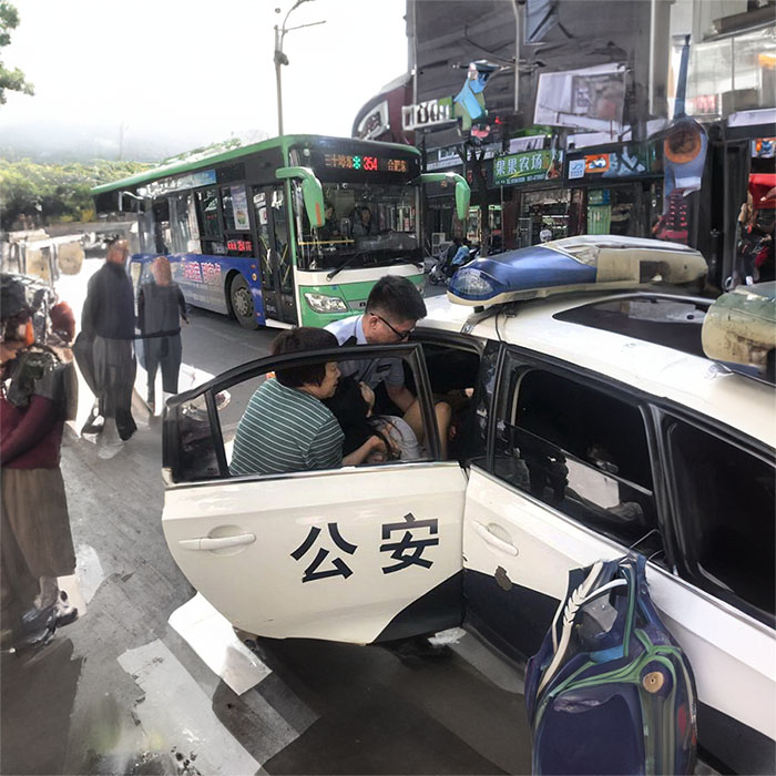 青大附院租赁私家救护车转院到江西宜春长途救护车出租哪个好