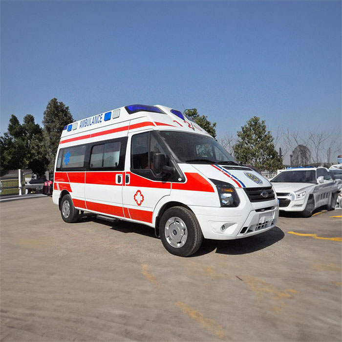 中国人民青海医院预约私人救护车租赁到甘肃白银救护车出租的价格是多少