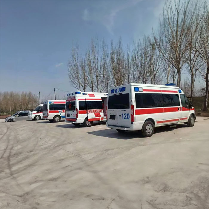 西宁市人民医院预约私人救护车租赁到河南安阳救护车出租长途转院多少钱