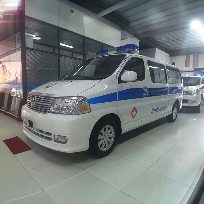 青海大学附属医院租私人救护车转院到湖北宜昌出租一趟救护车多少钱