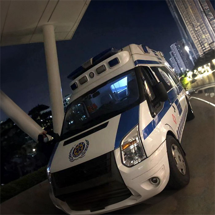 大通县西山西北岔村卫生室私人救护车租赁到河南濮阳正规救护车出租电话多少