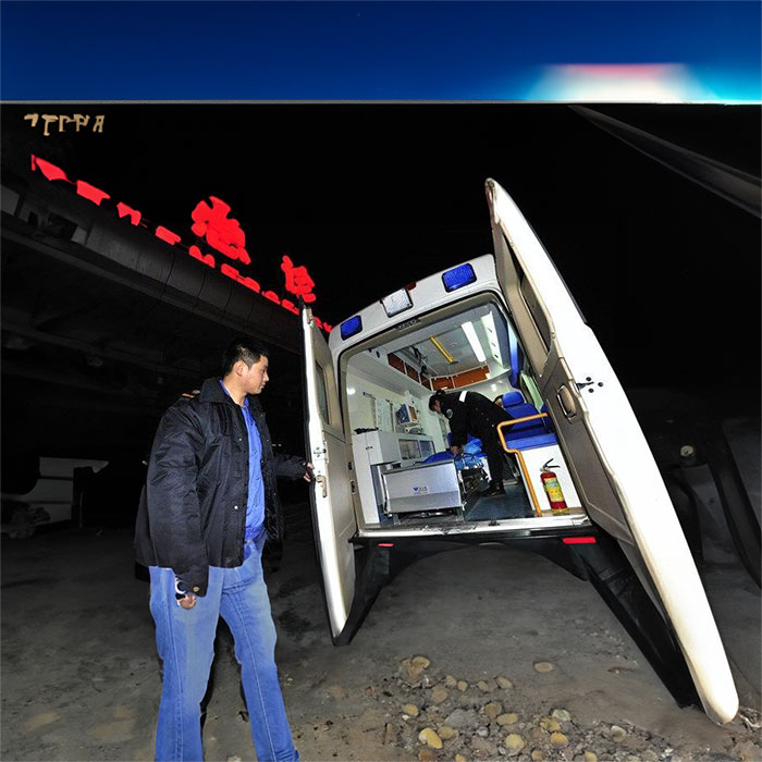 青海省人民医院租用私人救护车护送到陕西咸阳救护车出租租赁多少钱