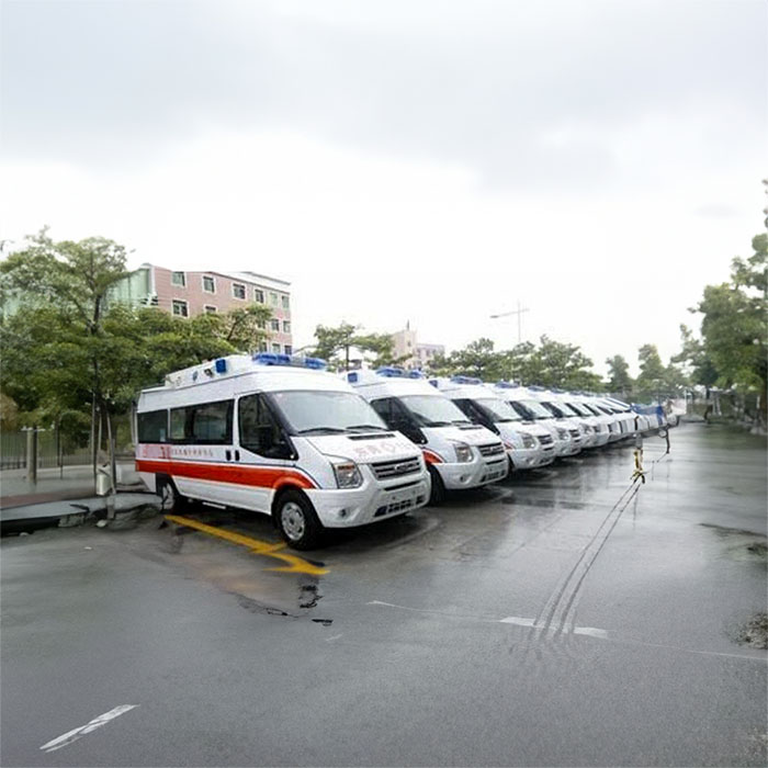 中国人民医院第四医院出租急救车护送到云南西双版纳出租救护车怎么样