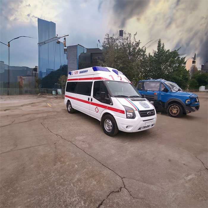 青海省第四人民医院（青海省传染病医院）私人救护车出租到新疆图木舒克哪里有私家救护车出租