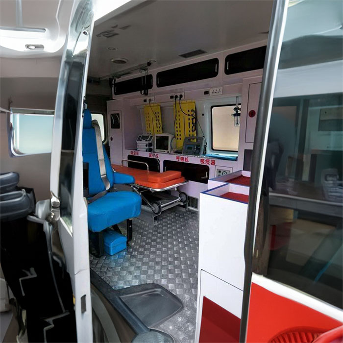 青海红十字医院青海省监狱管理局中心医院预约私人救护车租赁到福建莆田出租120救护车多少钱一公里