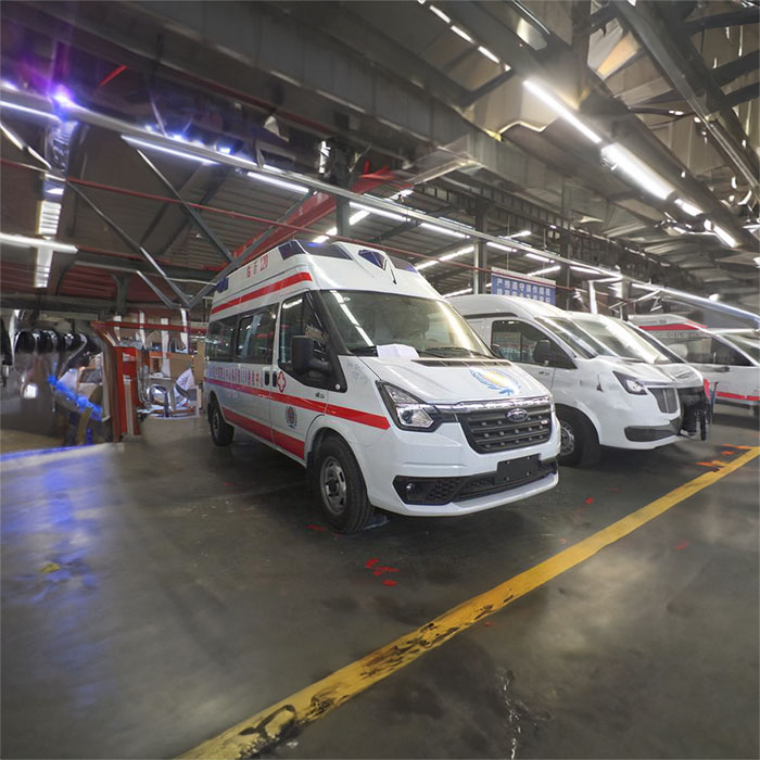 西宁康馨中西医门诊部租救护车护送到甘肃武威长途救护车出租哪里实惠