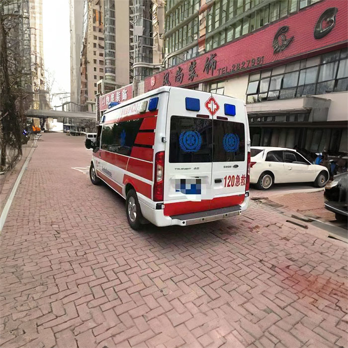 青海省人民医院救护车出租到四川甘孜救护车多少一公里出租