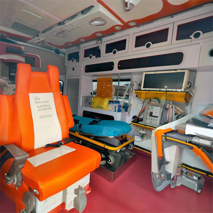 青海省西宁妇幼保健院出租急救车护送到吉林四平救护车出租中心怎么样