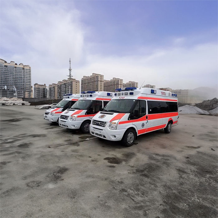 青海省人民医院私人救护车出租到云南临沧出租救护车多少钱