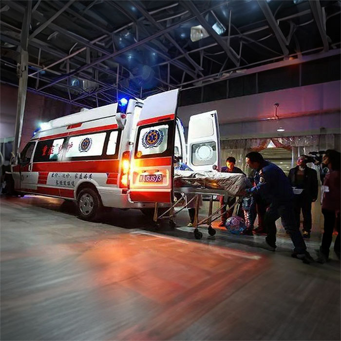 青海省藏医院救护车出租到四川眉山跨省救护车出租哪里的好