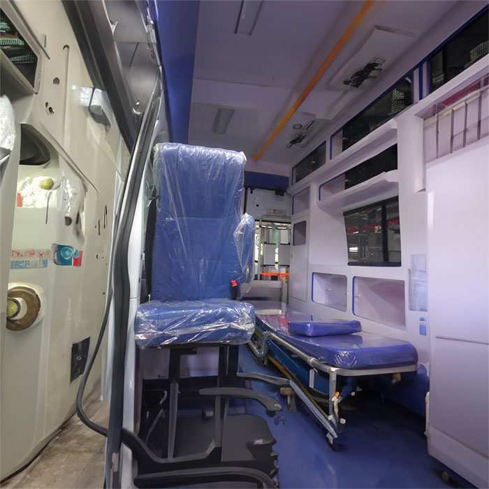 青海红十字医院青海省监狱管理局中心医院120私人救护车租赁到辽宁铁岭救护车出租公司哪里有