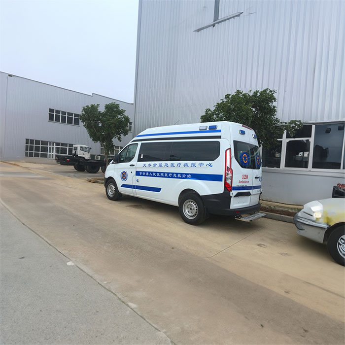 青海省妇女儿童医院私人救护车租赁到湖南衡阳哪里有正规救护车出租