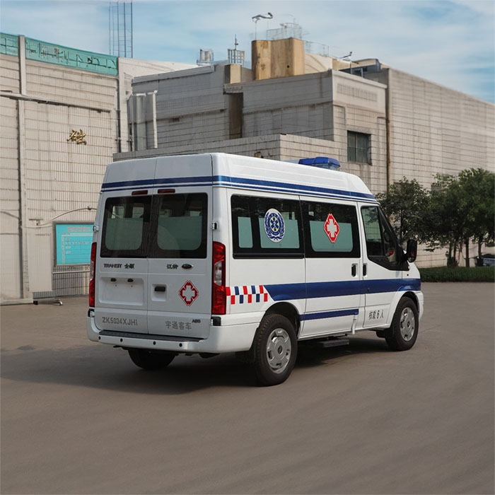 青海省西宁海南州贵德县河西镇中心卫生院救护车出租到甘肃临夏救护车出租要多少钱