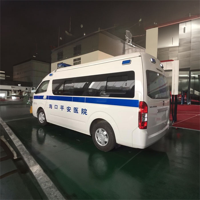 青海省精神卫生防治院预约私人救护车转运到贵州铜仁救护车出租多少钱