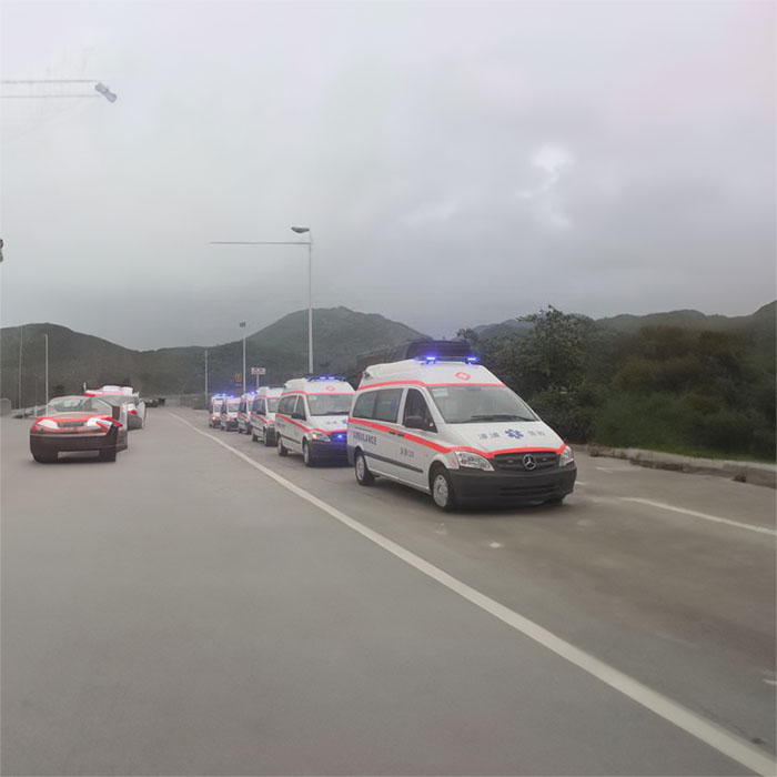 青海大学附属医院租用私人救护车到黑龙江伊春救护车如何收费出租公司