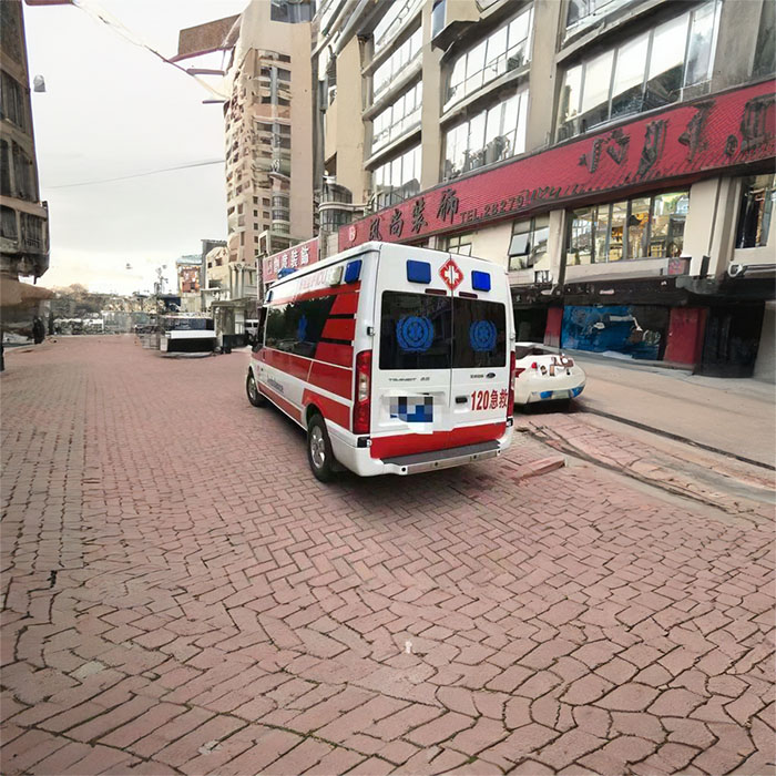 西宁市中医院租赁私家救护车转院到广东惠州长途救护车出租哪里专业