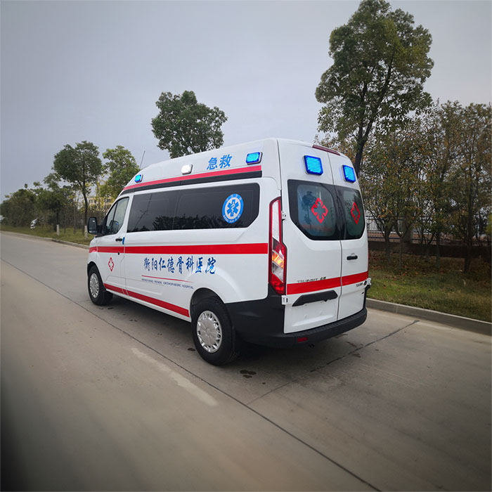 青海省西宁东方男科医院租用私人救护车护送到浙江金华救护车出租一般多少钱公司