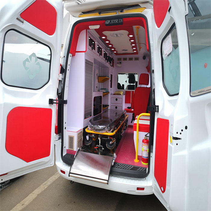 青海大学附属医院私人救护车租赁到广西玉林哪里有出租救护车