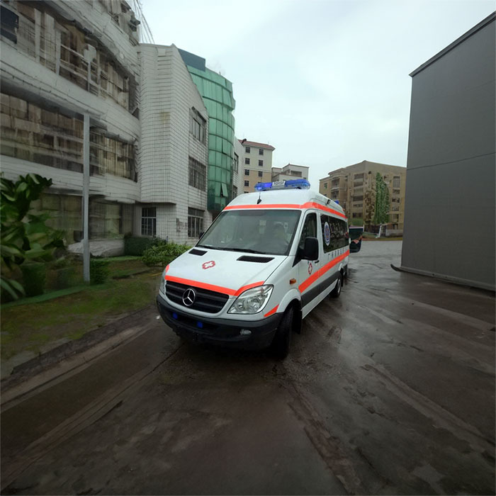 青海省第三人民医院租救护车护送到山西吕梁救护车出租每公里多少钱