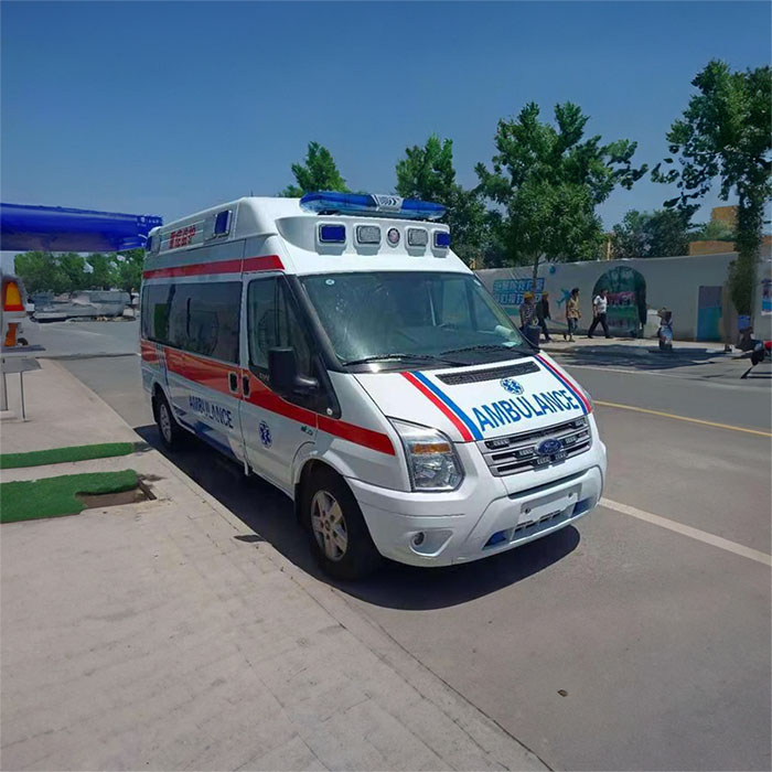 西宁市城东区建国路社区卫生院私人救护车出租到河南三门峡救护车出租要交多少钱