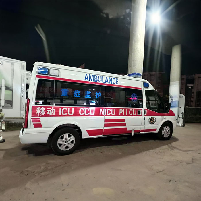 青海大学附属医院租救护车到广东梅州救护车长途出租多少钱一公里