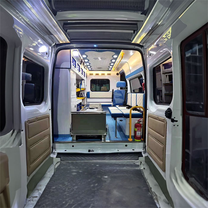 青海省第三人民医院租用私人救护车护送到安徽蚌埠救护车出租租赁多少钱