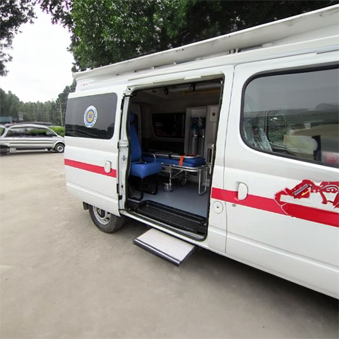 西宁昆仑医院私人救护车租赁到黑龙江绥化救护车出租 电话是多少钱