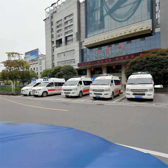 青海红十字医院救护车出租到吉林白城私人救护车出租多少钱