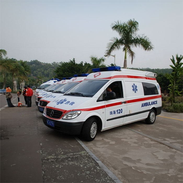 青海省第三人民医院救护车出租到黑龙江黑河跨省救护车出租哪个好