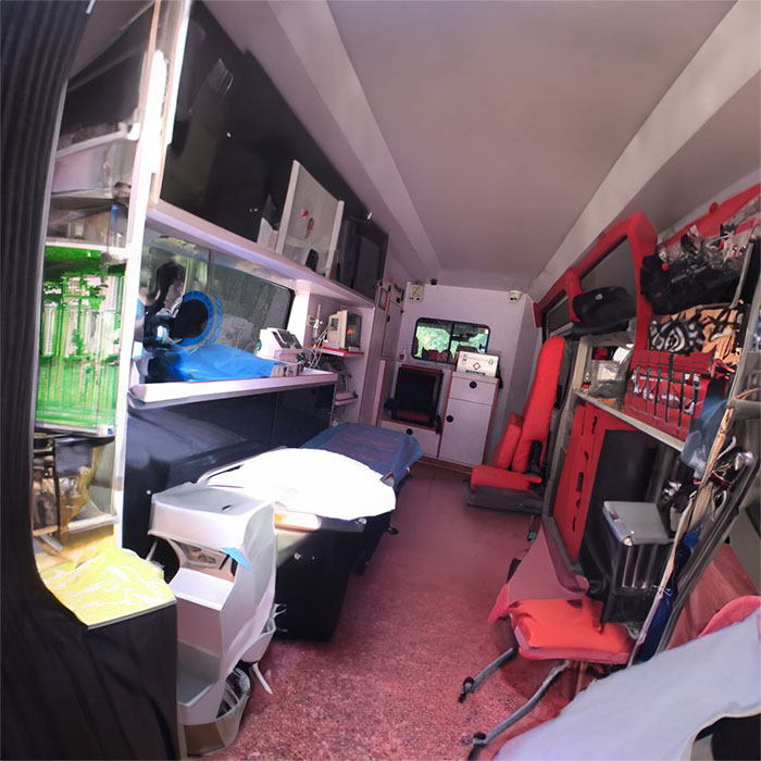 青海西宁仁济医院南川西路分诊部预约私人救护车租赁到宁夏银川私人救护车出租哪里找