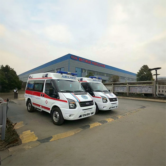 青海省西宁交通医院租赁私人救护车到四川泸州有哪些救护车出租公司