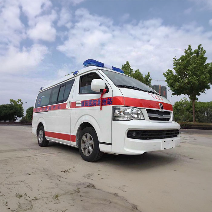 青海西宁众友健康医疗医院租赁私人救护车转运到海南琼中黎族苗族自治县医疗救护车出租多少钱