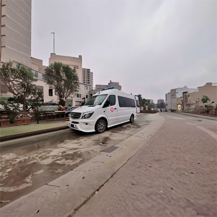 青海省藏医院预约私人救护车转运到四川德阳跨省救护车出租哪里靠谱