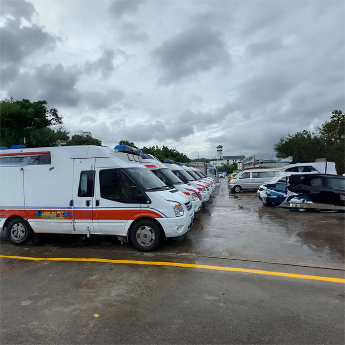 青海省康复医院预约私人救护车租赁到江苏南京长途救护车出租有哪些公司