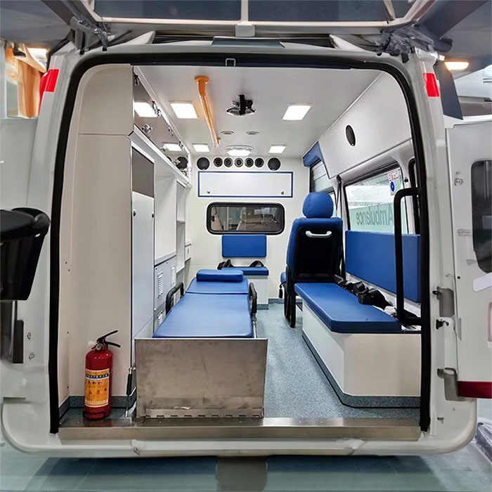 中国人民医院第四医院租用私人救护车护送到广东中山哪里救护车出租