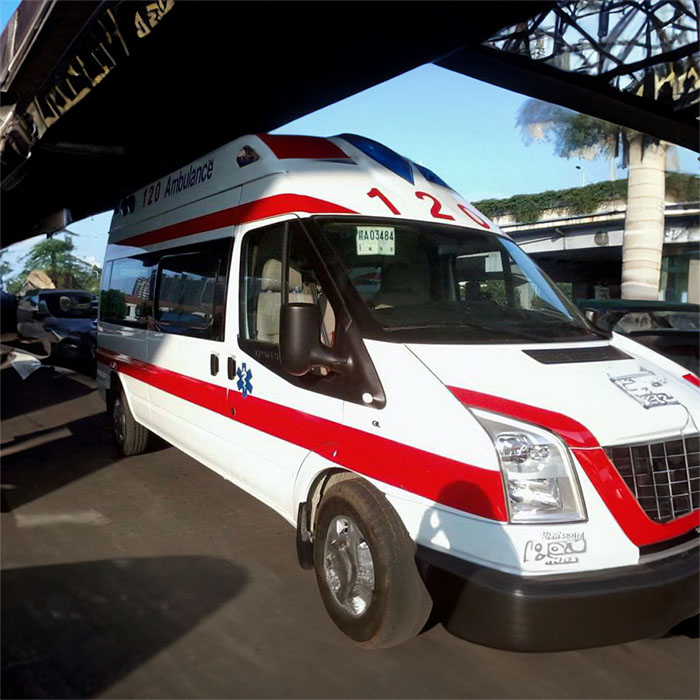 青海西宁兴华医院租赁私家救护车转院到江苏南通救护车出租租车多少钱