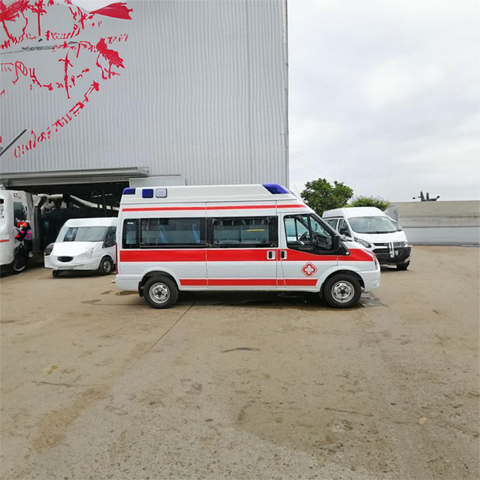 青海西宁众友健康医疗医院租用私人救护车护送到海南文昌救护车出租哪里有